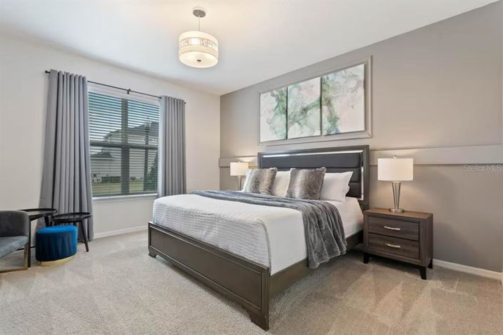 Image No.10-9 Bed Property for sale