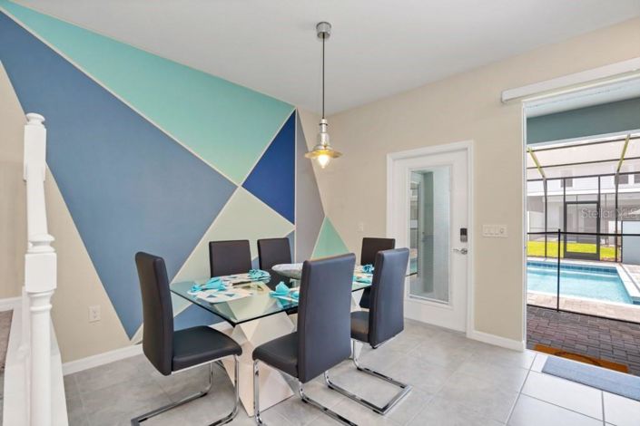 Image No.18-5 Bed Townhouse for sale