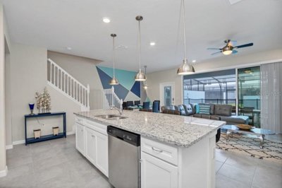 fa005713