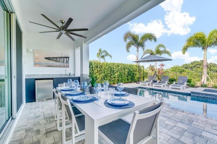 Image No.38-6 Bed Property for sale