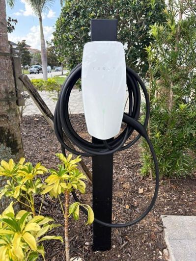 Image No.43-6 Bed Property for sale