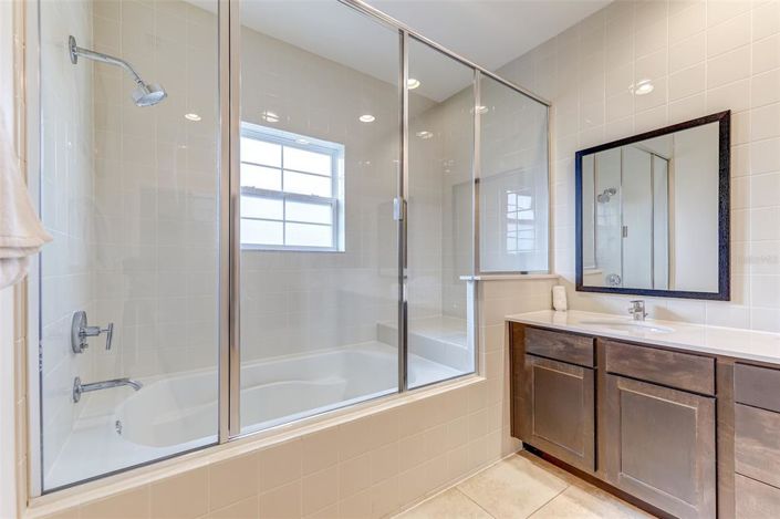 Image No.42-3 Bed Townhouse for sale