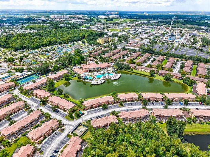 Image No.76-3 Bed Townhouse for sale