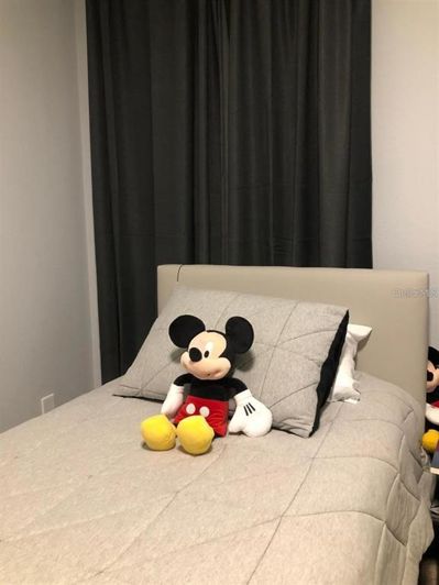 Image No.24-8 Bed Property for sale