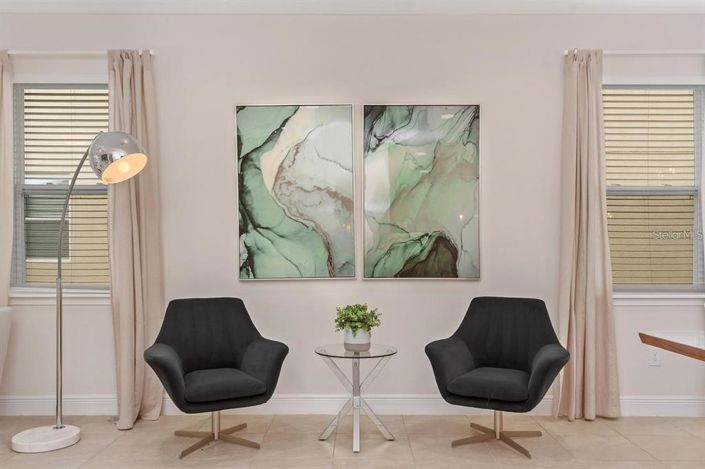 Image No.29-8 Bed Property for sale