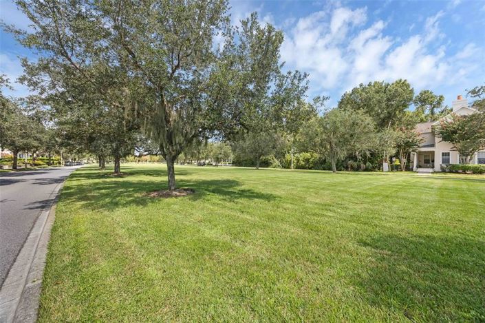 Image No.27-4 Bed Property for sale