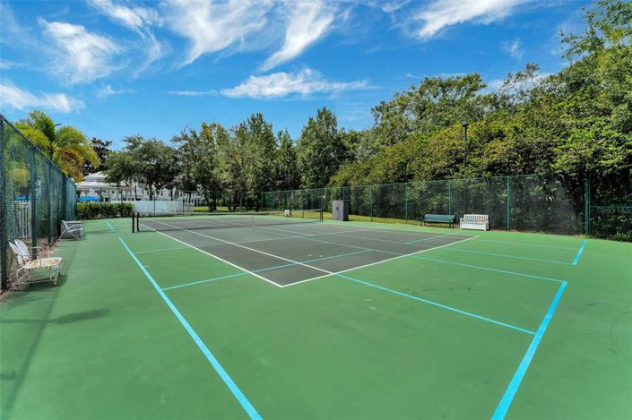 Image No.37-4 Bed Property for sale