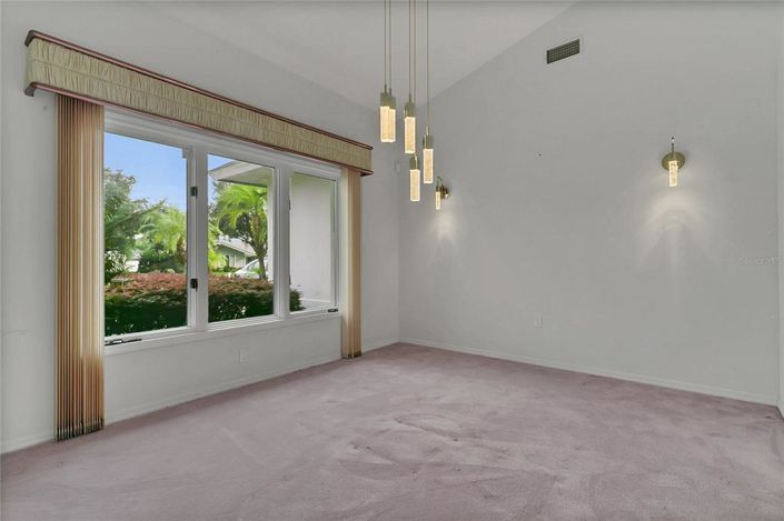 Image No.23-4 Bed Property for sale