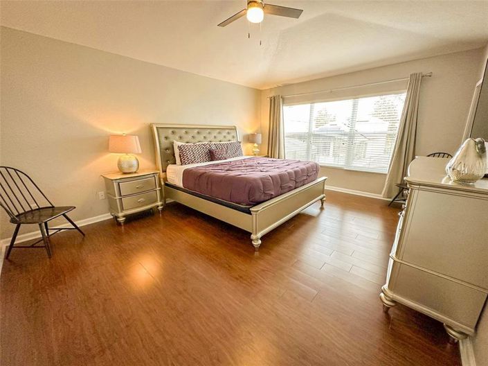 Image No.22-6 Bed Property for sale