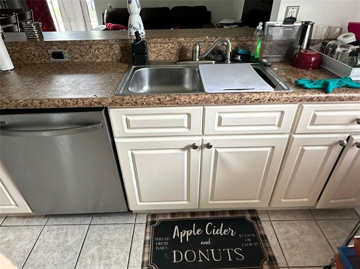 Image No.8-Propriété de 3 chambres à vendre à Davenport