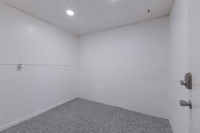 Image No.41-3 Bed Townhouse for sale