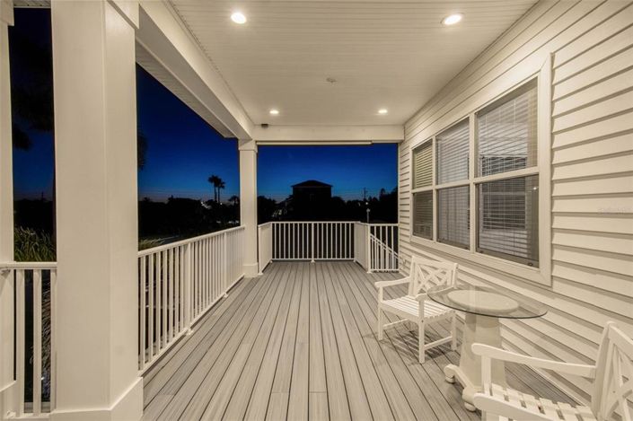 Image No.10-3 Bed Property for sale