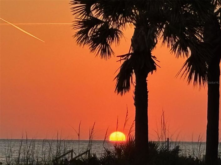 Image No.14-3 Bed Property for sale