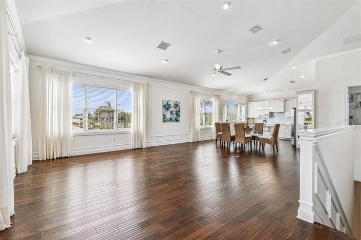 Image No.24-3 Bed Property for sale