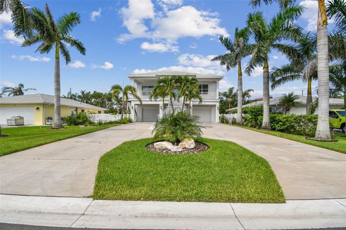 Image No.3-3 Bed Property for sale