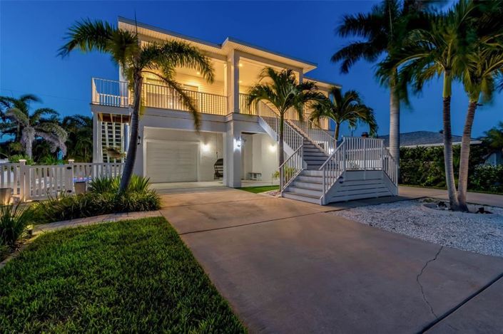 Image No.6-3 Bed Property for sale