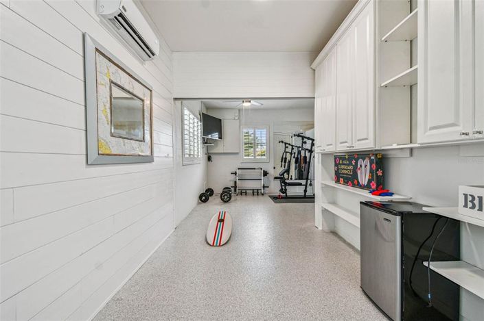 Image No.65-3 Bed Property for sale