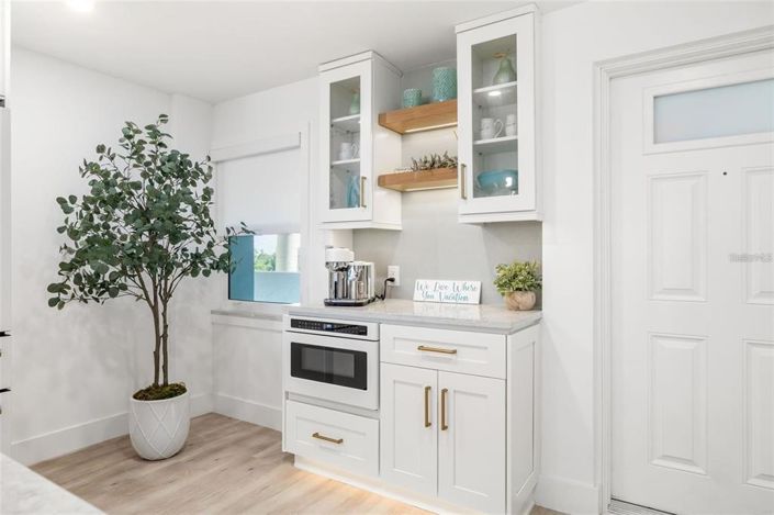 Image No.11-2 Bed Property for sale