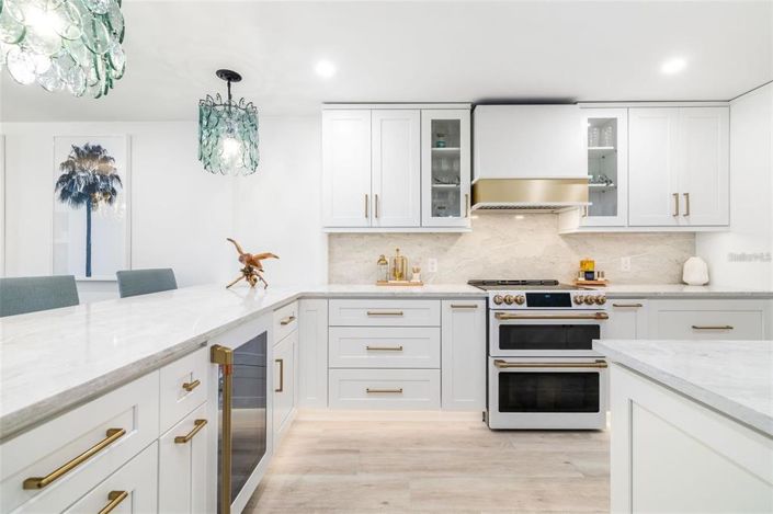 Image No.14-2 Bed Property for sale