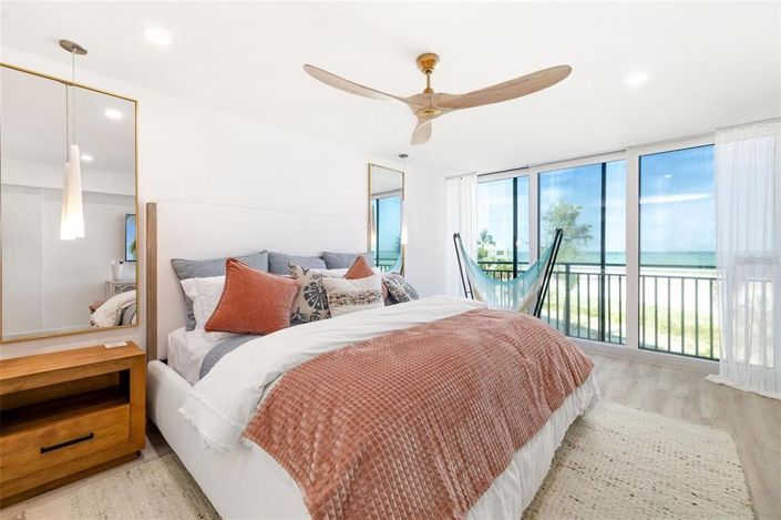 Image No.36-2 Bed Property for sale