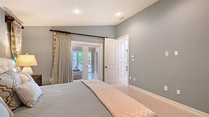 Image No.14-4 Bed Property for sale