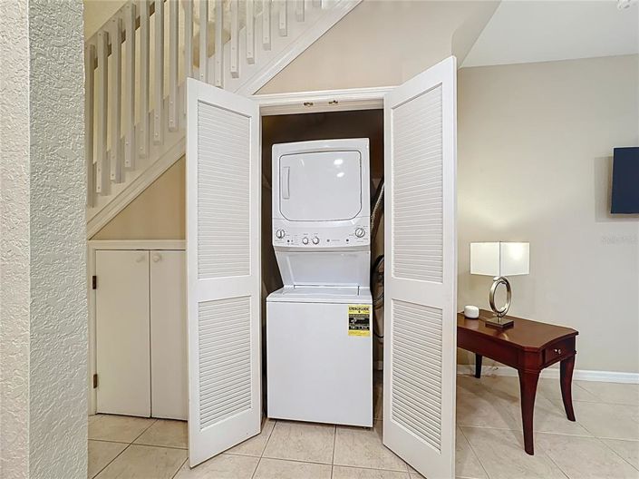 Image No.9-4 Bed Townhouse for sale