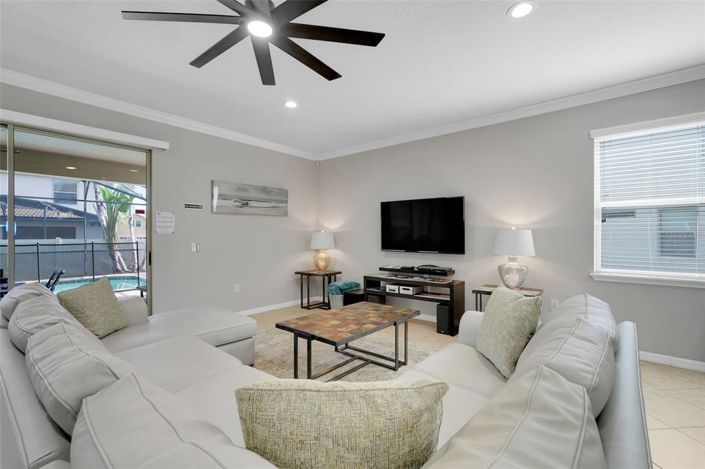 Image No.5-Propriété de 8 chambres à vendre à Kissimmee