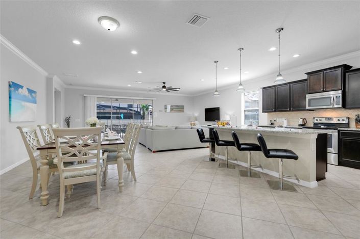 Image No.8-Propriété de 8 chambres à vendre à Kissimmee