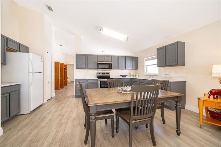 Image No.23-4 Bed Property for sale