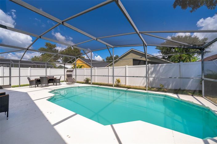 Image No.28-4 Bed Property for sale