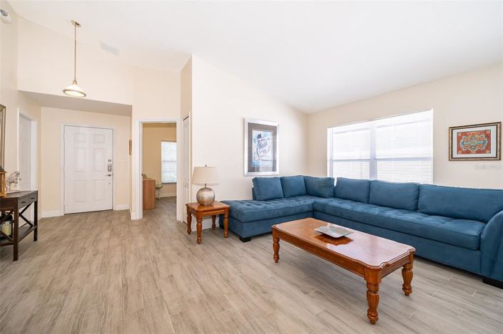 Image No.9-4 Bed Property for sale