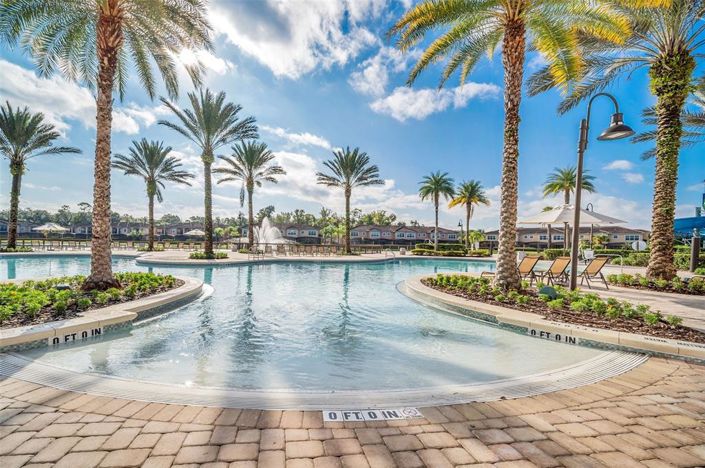 Image No.37-2 Bed Townhouse for sale