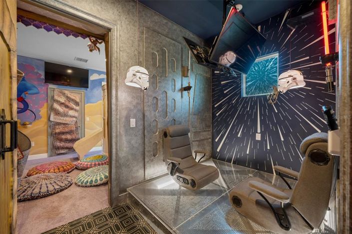 Image No.59-10 Bed Property for sale