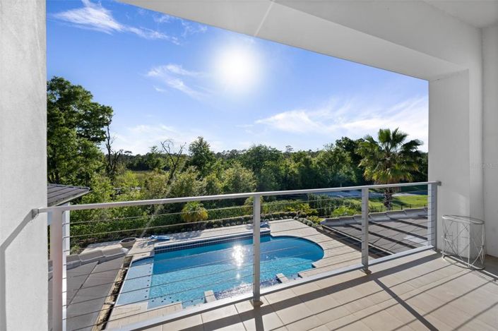 Image No.71-10 Bed Property for sale