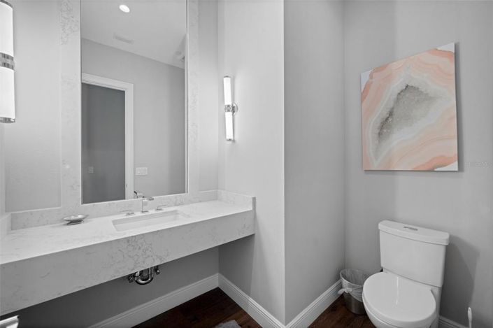 Image No.72-10 Bed Property for sale