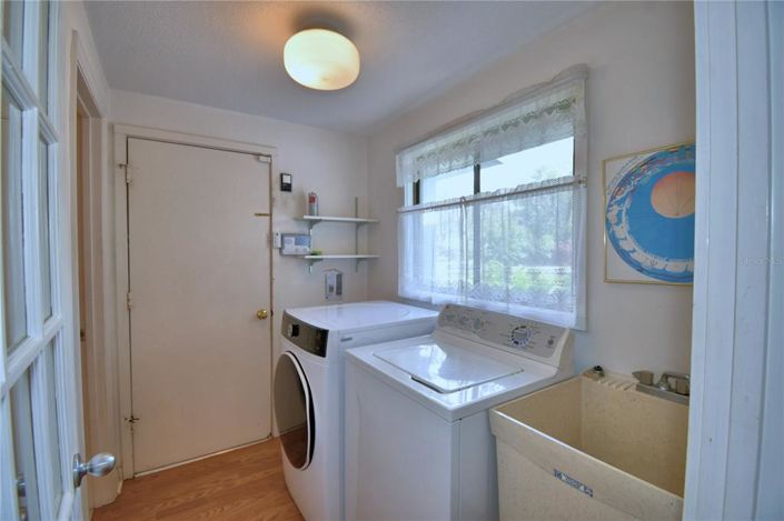 Image No.22-2 Bed Townhouse for sale