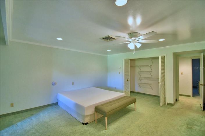 Image No.52-2 Bed Townhouse for sale