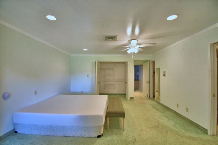 Image No.58-2 Bed Townhouse for sale