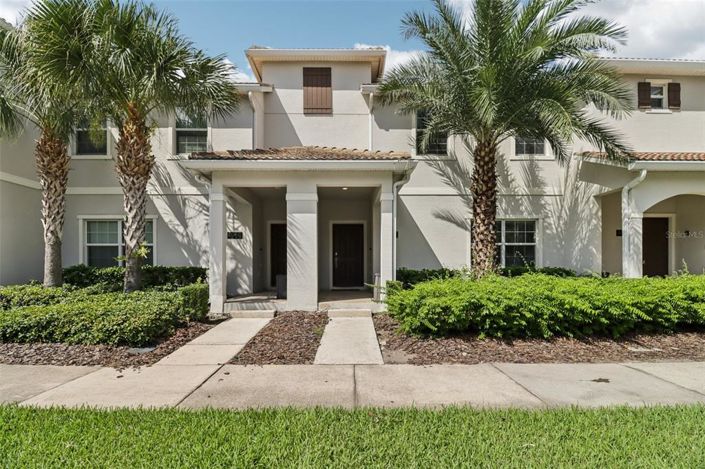 Image No.1-4 Bed Townhouse for sale