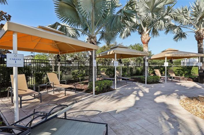 Image No.27-4 Bed Townhouse for sale