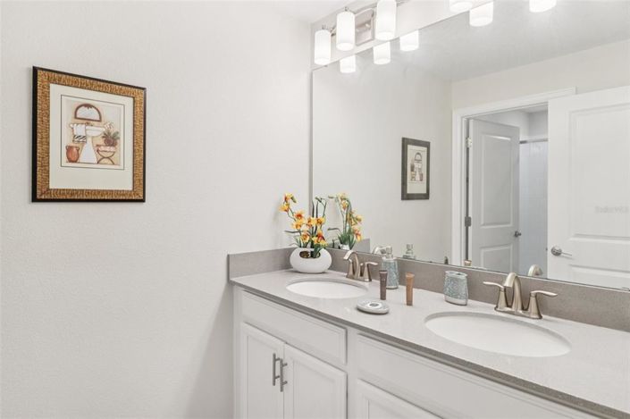 Image No.59-4 Bed Townhouse for sale