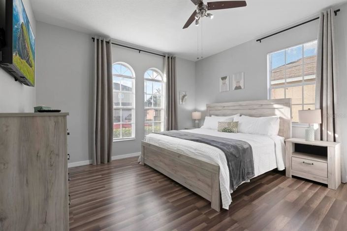 Image No.21-5 Bed Property for sale