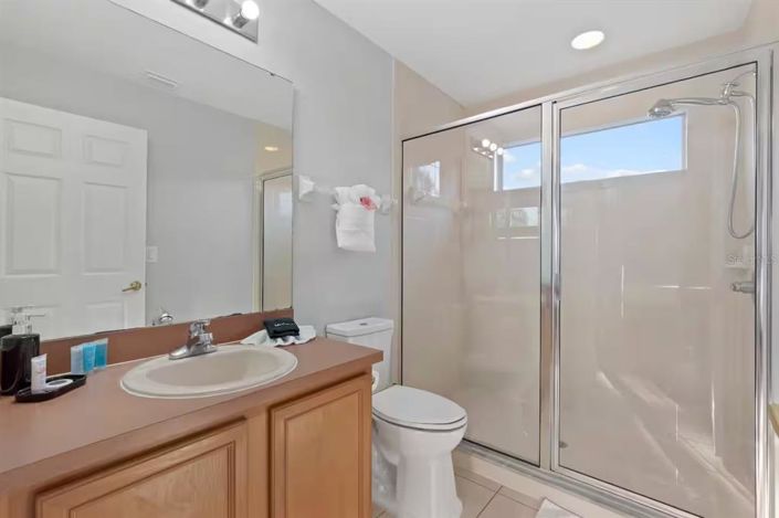 Image No.33-5 Bed Property for sale