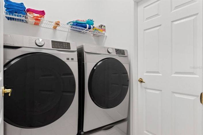 Image No.40-5 Bed Property for sale