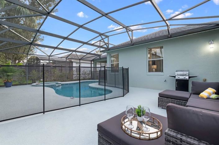 Image No.43-5 Bed Property for sale