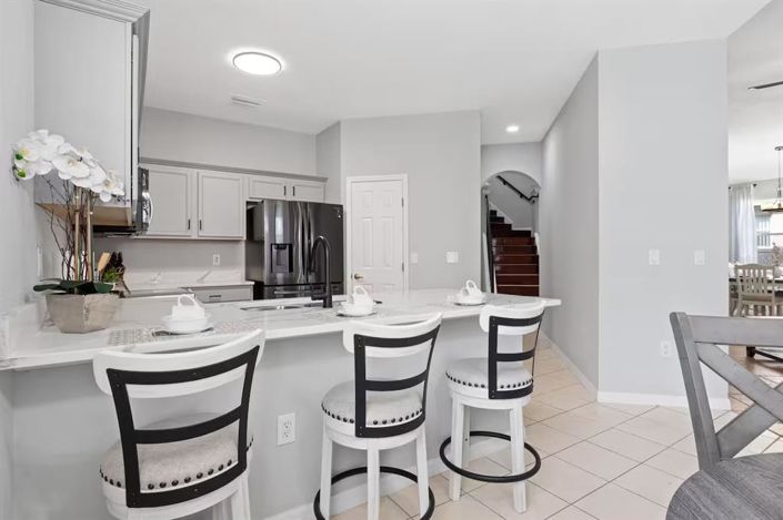 Image No.7-5 Bed Property for sale