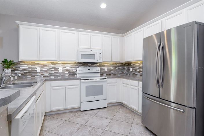 Image No.7-4 Bed Property for sale