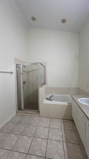 Image No.34-3 Bed Property for sale