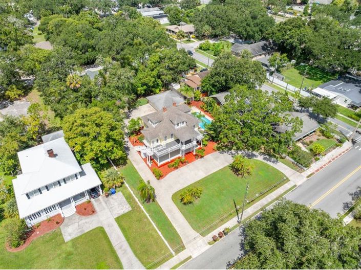 Image No.2-4 Bed Property for sale