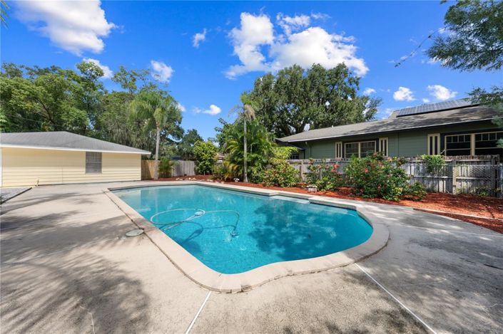 Image No.66-4 Bed Property for sale